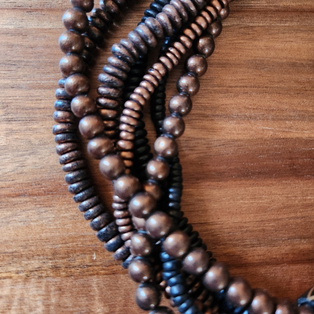 Bold Statement Necklace - image 4